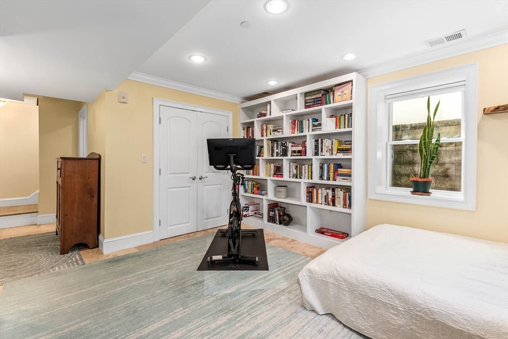 Condominium at 24 Custer St # 1, Boston MA 02130, photo 16 of 26