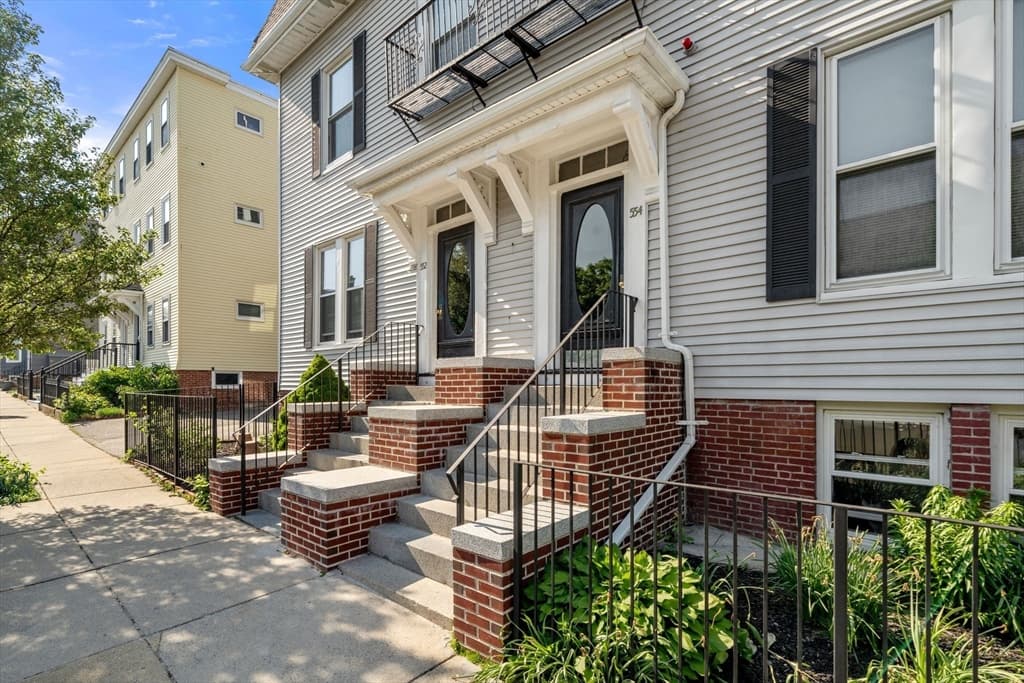 Condominium at 554 E 4th St # 1B, Boston MA 02127, Boston, photo 22 of 28