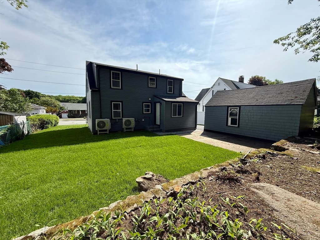 Single Family Residence at 714 Lynnfield St, Lynn MA 01904, photo 23 of 25
