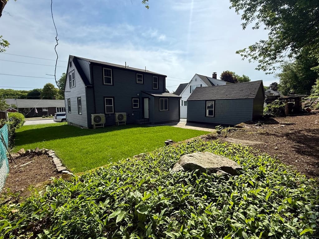Single Family Residence at 714 Lynnfield St, Lynn MA 01904, photo 24 of 25