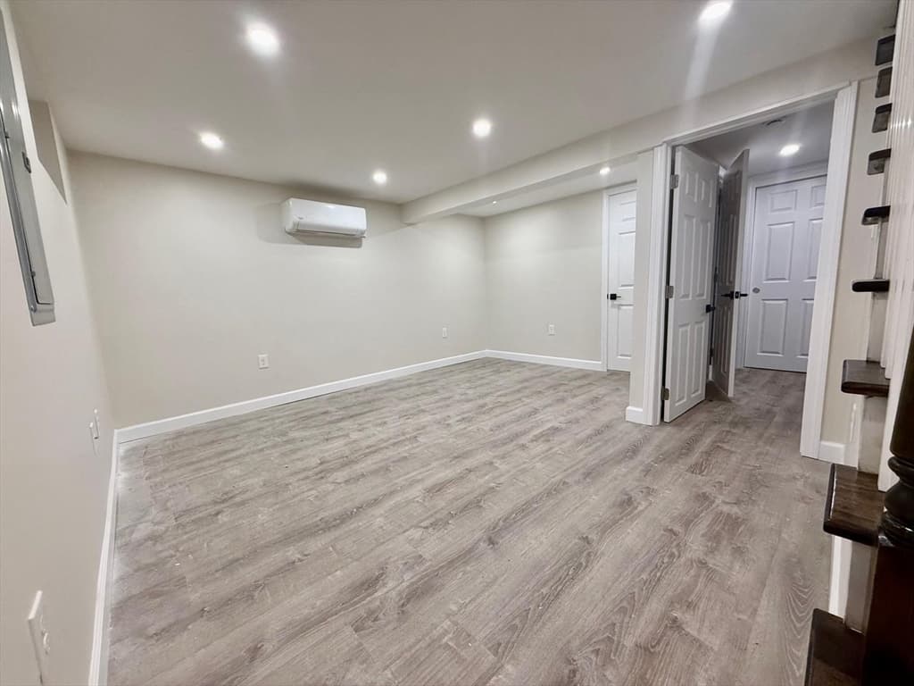 Single Family Residence at 714 Lynnfield St, Lynn MA 01904, photo 11 of 25