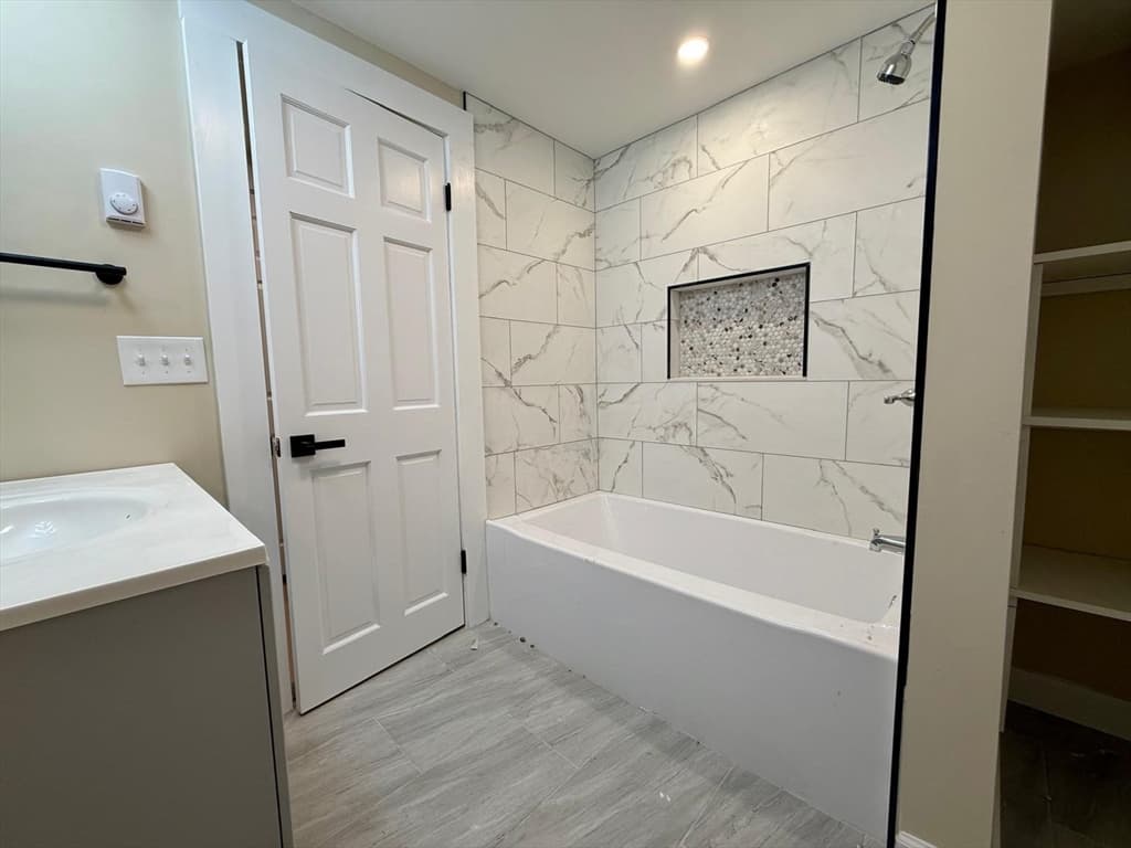 Single Family Residence at 714 Lynnfield St, Lynn MA 01904, photo 21 of 25