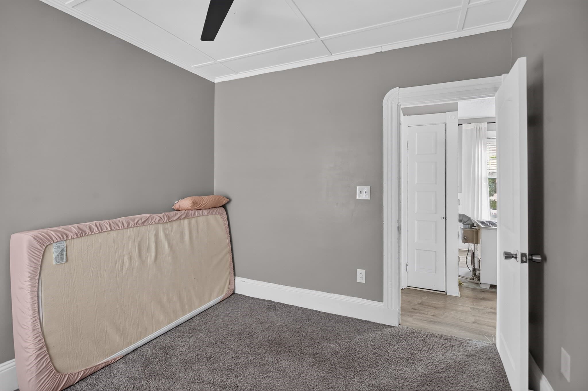2 Family - 2 Units Up/Down at 26 Ashland Pl, New Bedford MA 02740, New Bedford, photo 11 of 42