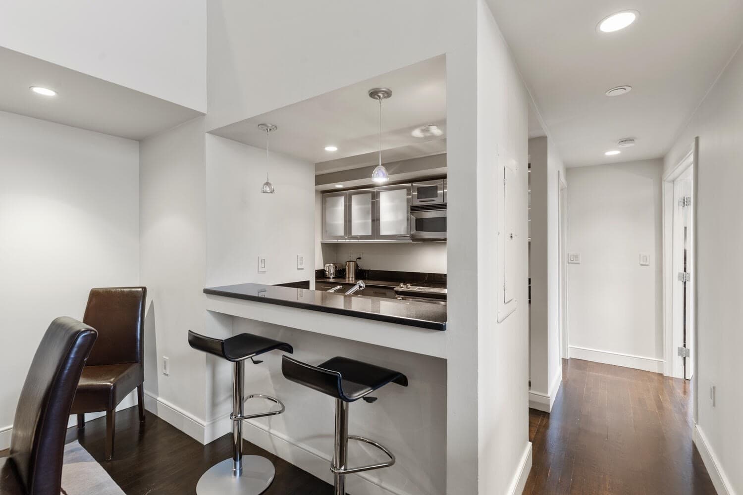 Condominium at 201 Newbury St # 202, Boston MA 02116, photo 10 of 29