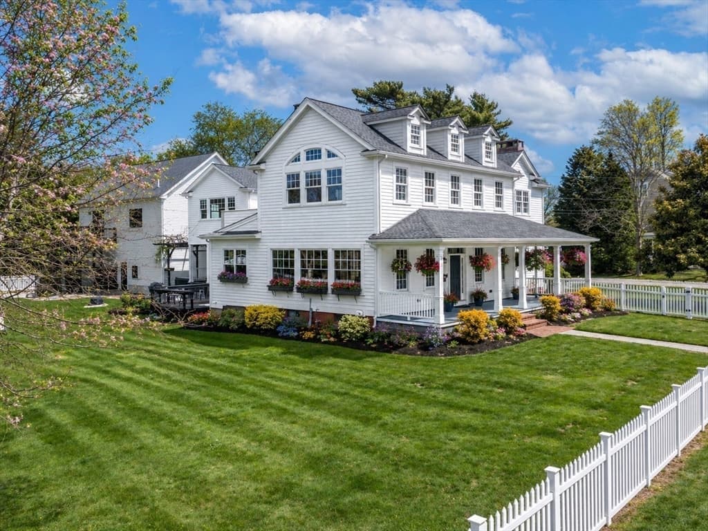116 Nayatt Road, Barrington RI 02806 photo 3