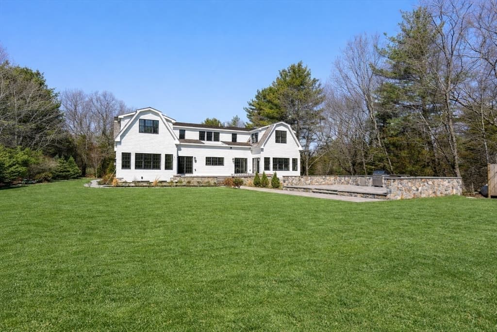 10 Hitching Post Lane, Weston MA 02493 photo 4