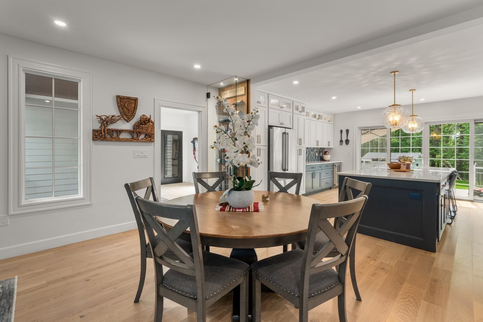 Single Family Residence at 295 Gardner St, Hingham MA 02043, photo 5 of 42