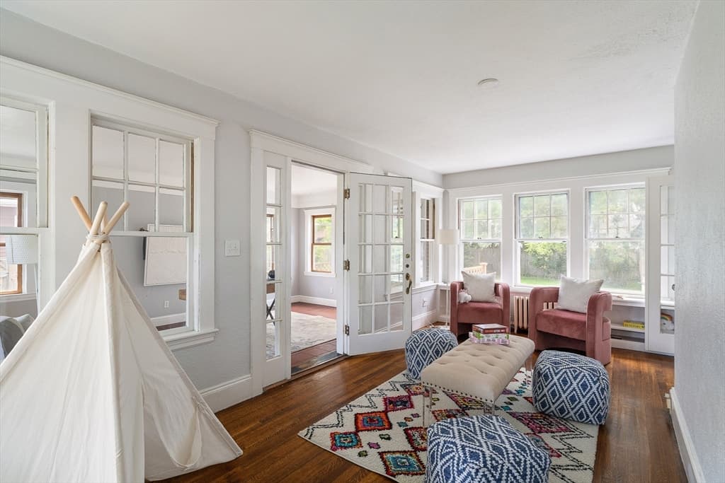 15 Agawam Rd, Newton MA 02468 photo 6