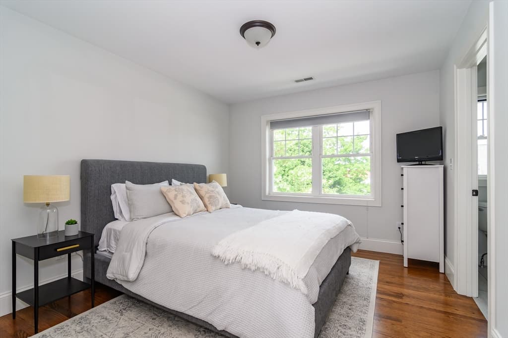 43 Hall St # 1, Waltham MA 02453 photo 13