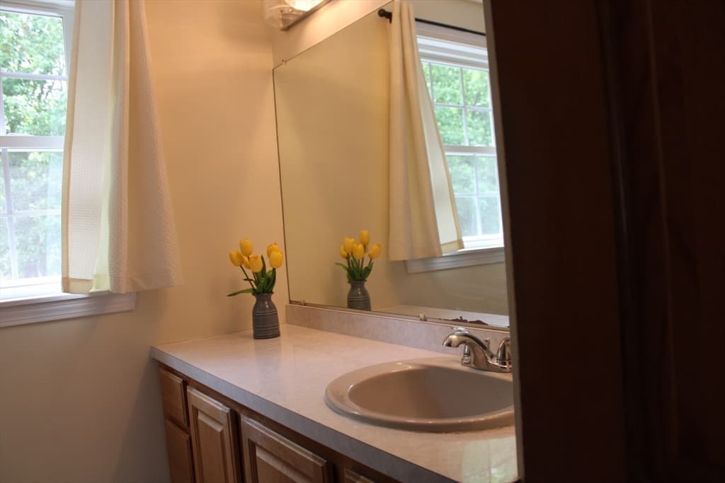 Single Family Residence at 27 Gretchen Way, Raynham MA 02767, Raynham, photo 13 of 20