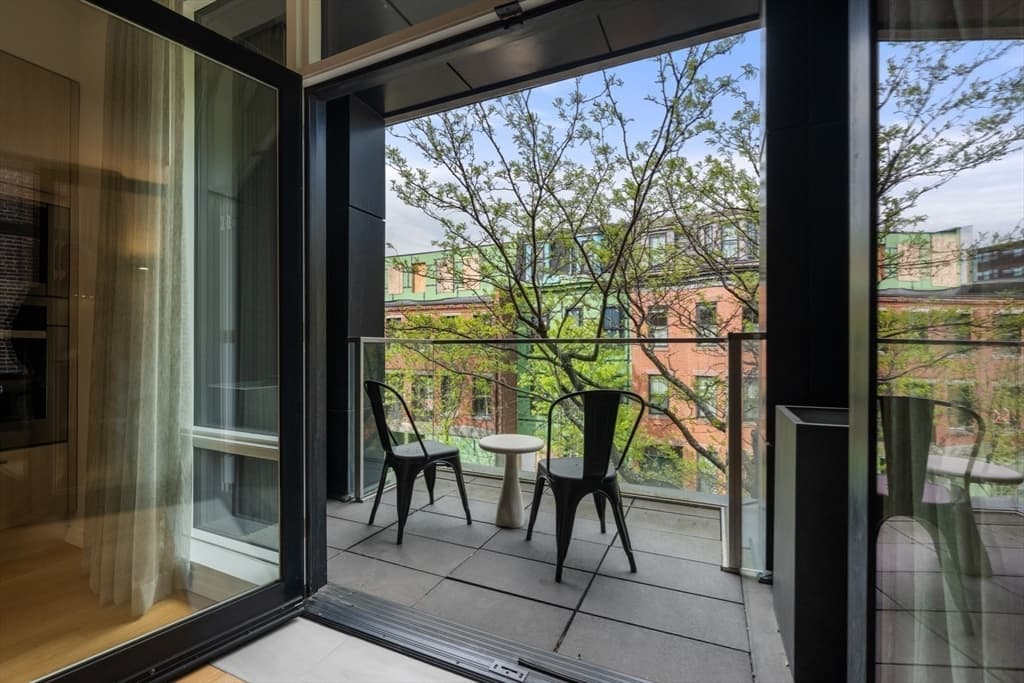 Condominium at 7 East Springfield Street # 3B, Boston MA 02118, photo 10 of 36