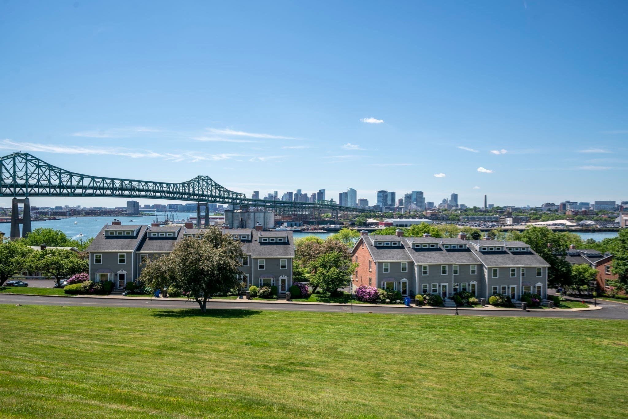 Condominium at 26 Breakwater Dr # 26, Chelsea MA 02150, Chelsea, photo 15 of 23
