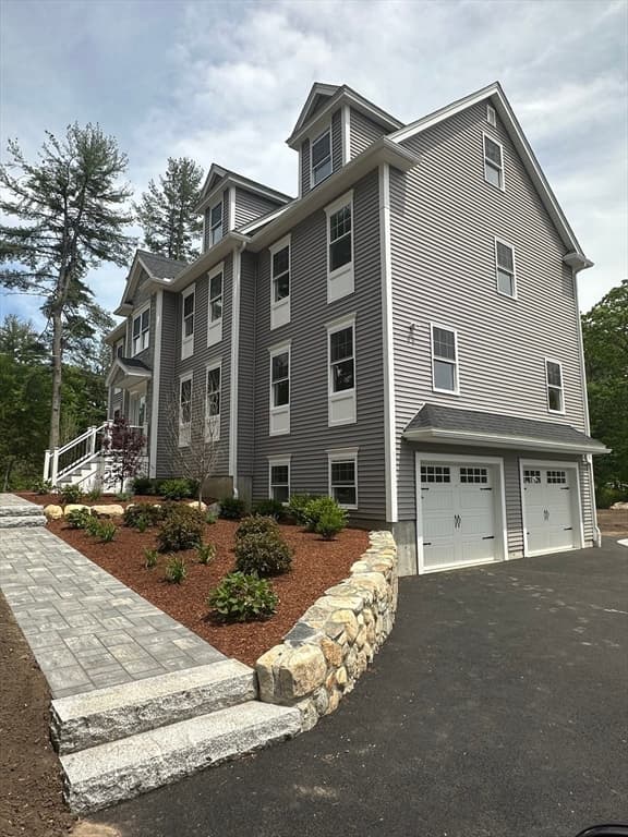 56 Dudley Rd, Billerica MA 01821 photo 2