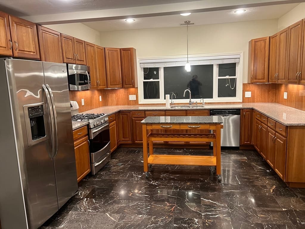 194 Auburn Street # 2, Newton MA 02466