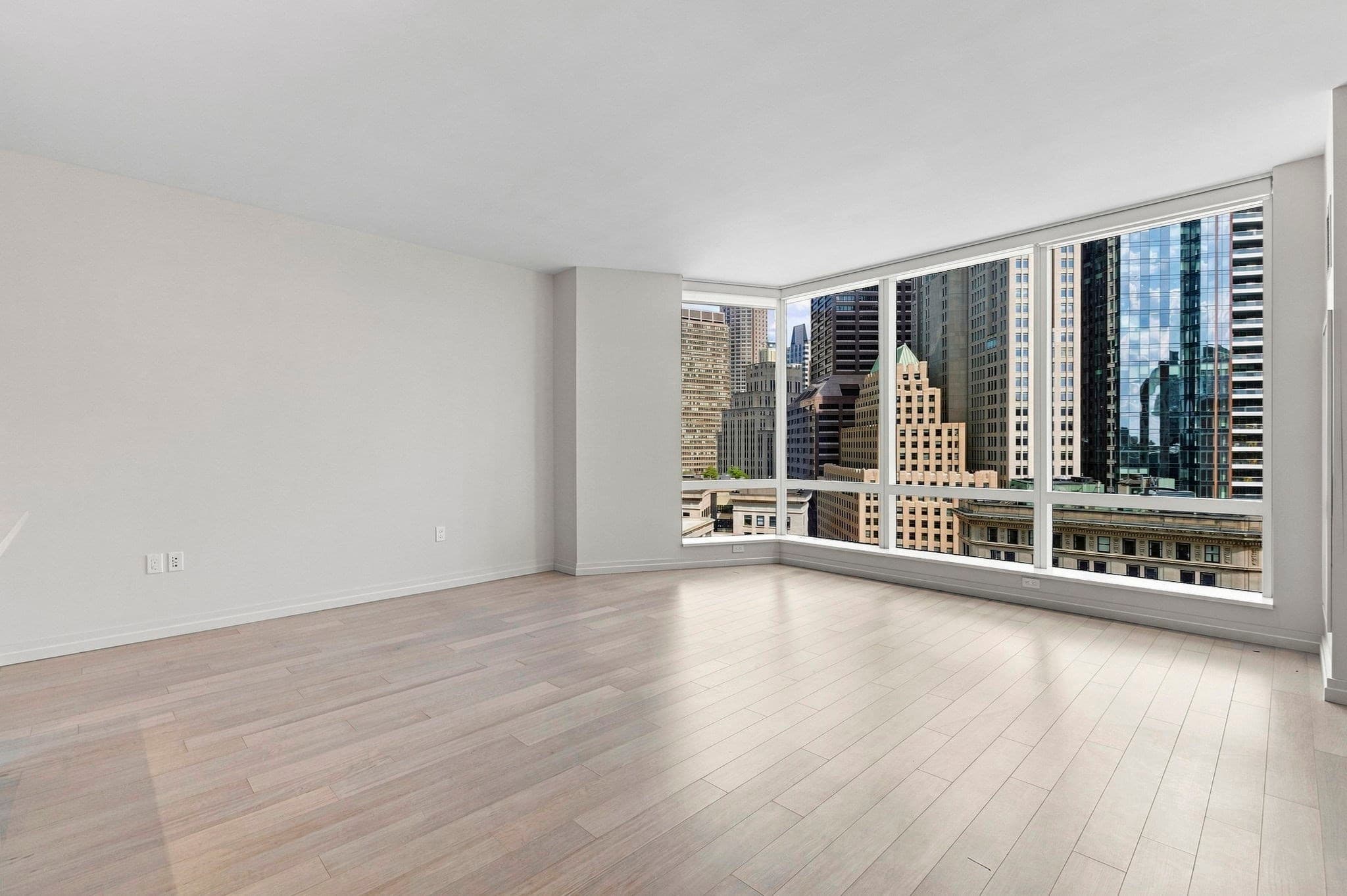 Condominium at 1 Franklin St # 1709, Boston MA 02110, photo 2 of 29