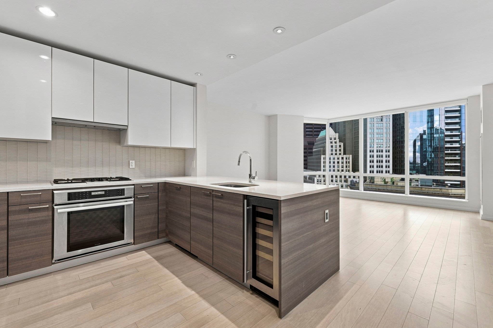 1 Franklin St # 1709, Boston MA 02110