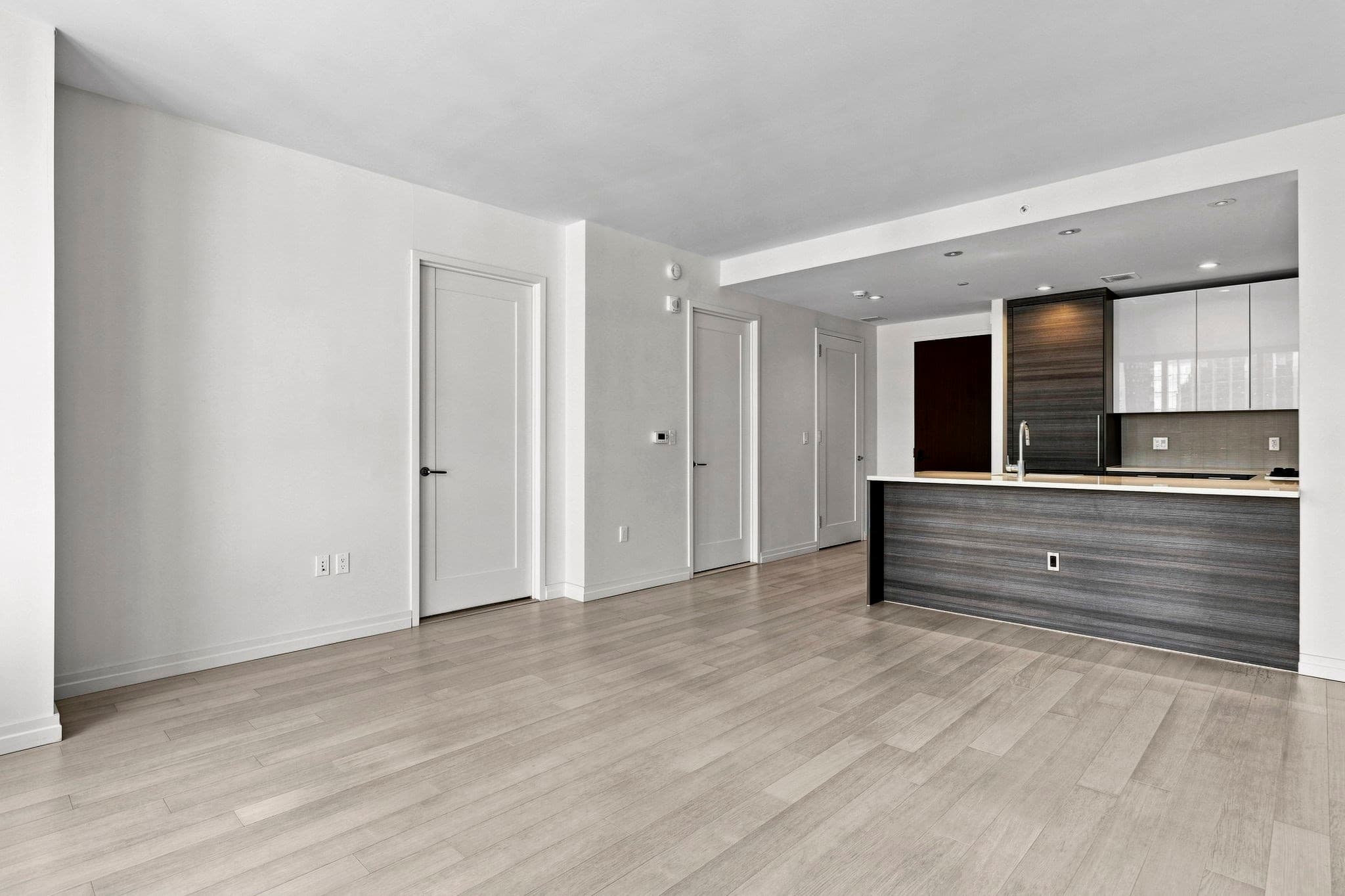 Condominium at 1 Franklin St # 1709, Boston MA 02110, photo 11 of 29