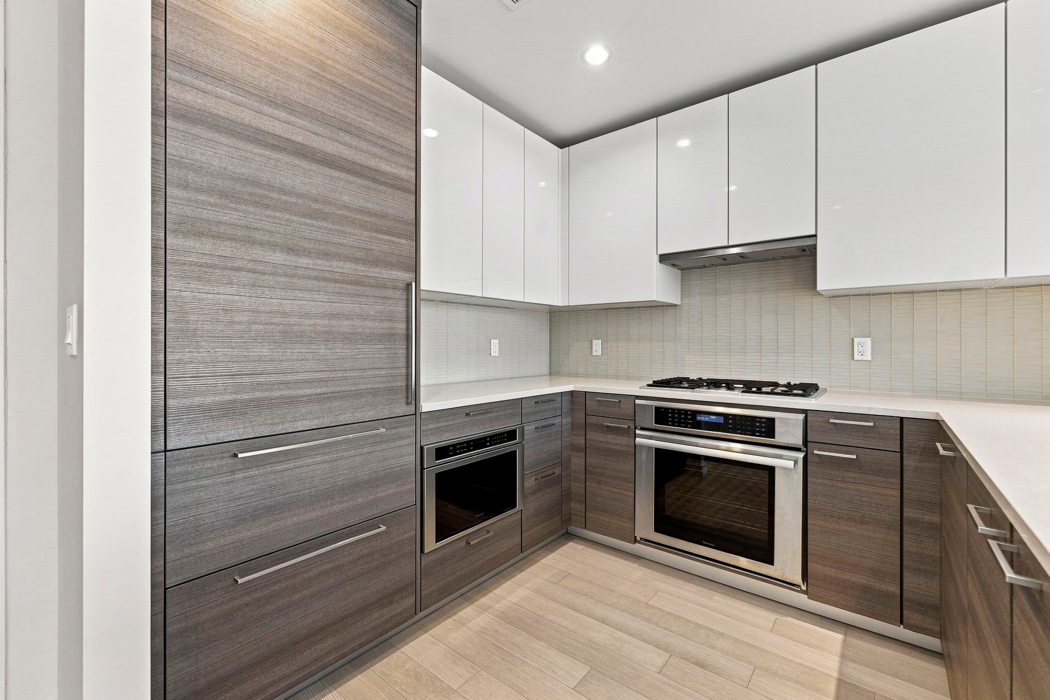 Condominium at 1 Franklin St # 1709, Boston MA 02110, photo 8 of 29