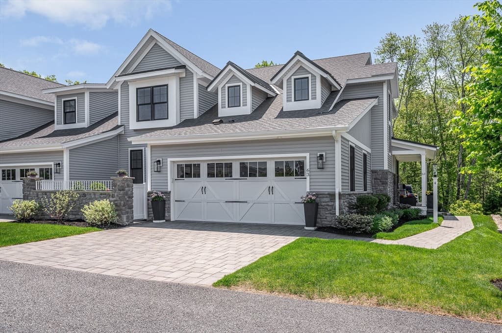 63 Rowell Lane # 63, Middleton MA 01949