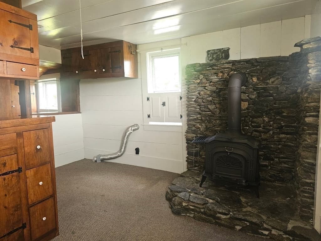 Single Family Residence at 9 Syd Smith Rd, Westminster MA 01473, photo 17 of 21