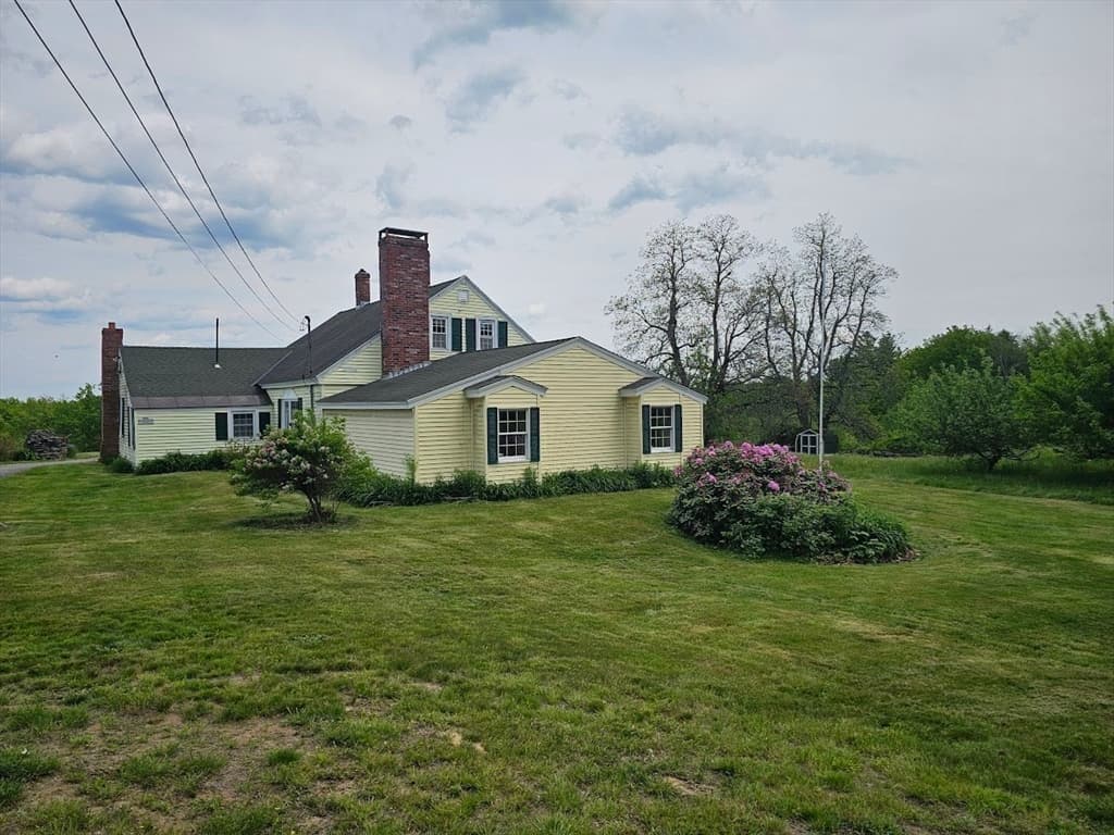 Single Family Residence at 9 Syd Smith Rd, Westminster MA 01473, photo 10 of 21