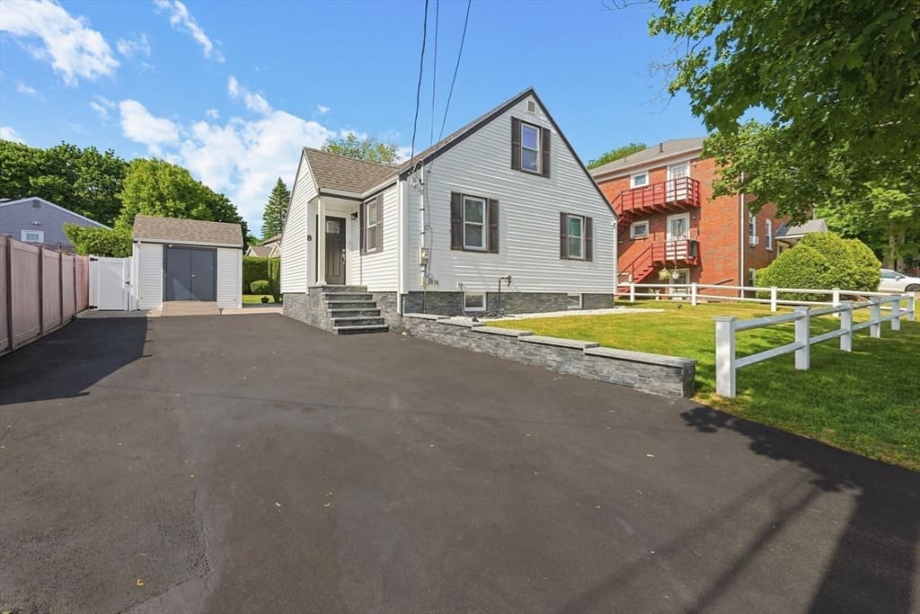 Single Family Residence at 8 Woodbury Ave, Saugus MA 01906, photo 38 of 39
