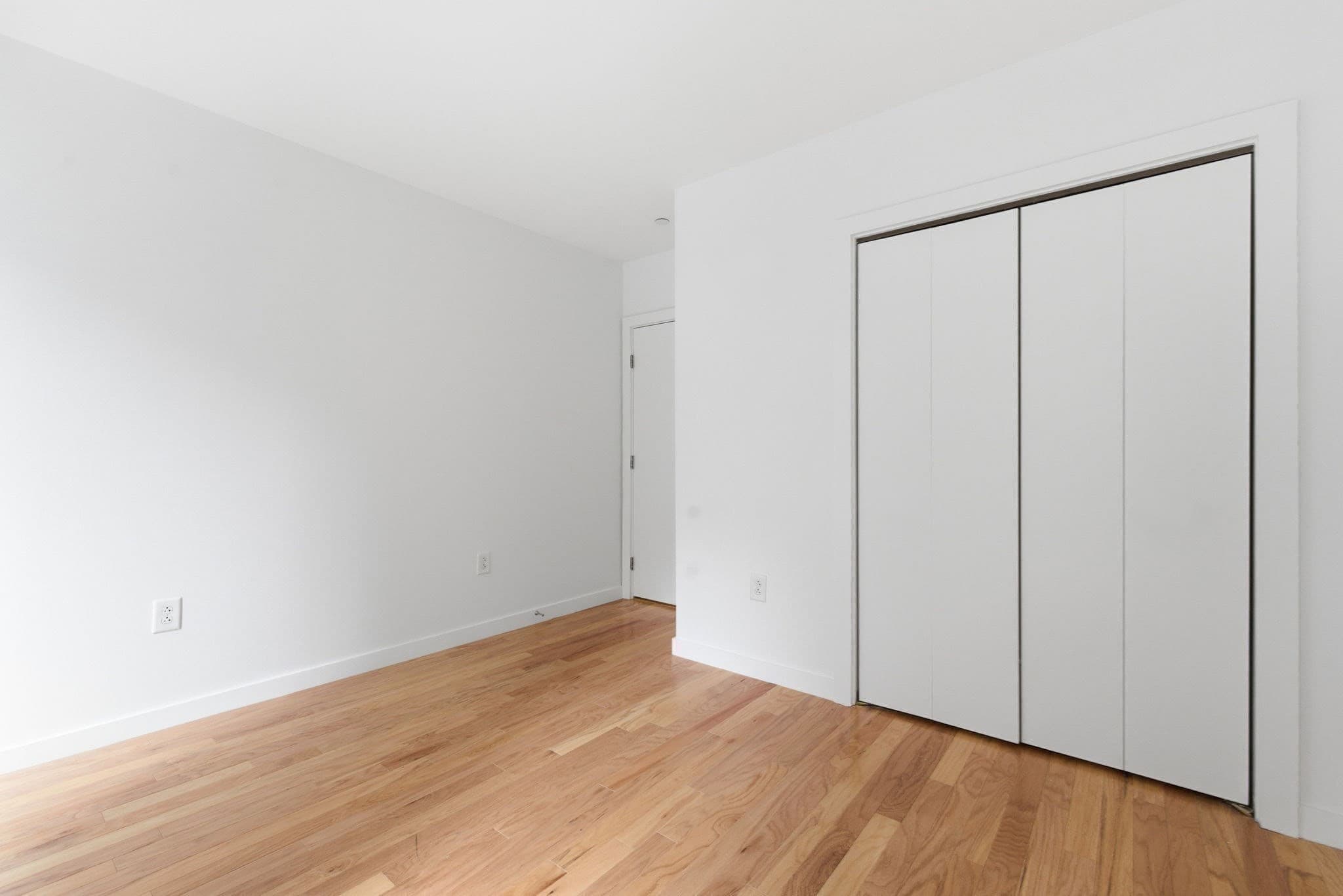 Condominium at 80 Broad Street # 302, Boston MA 02110, photo 6 of 31
