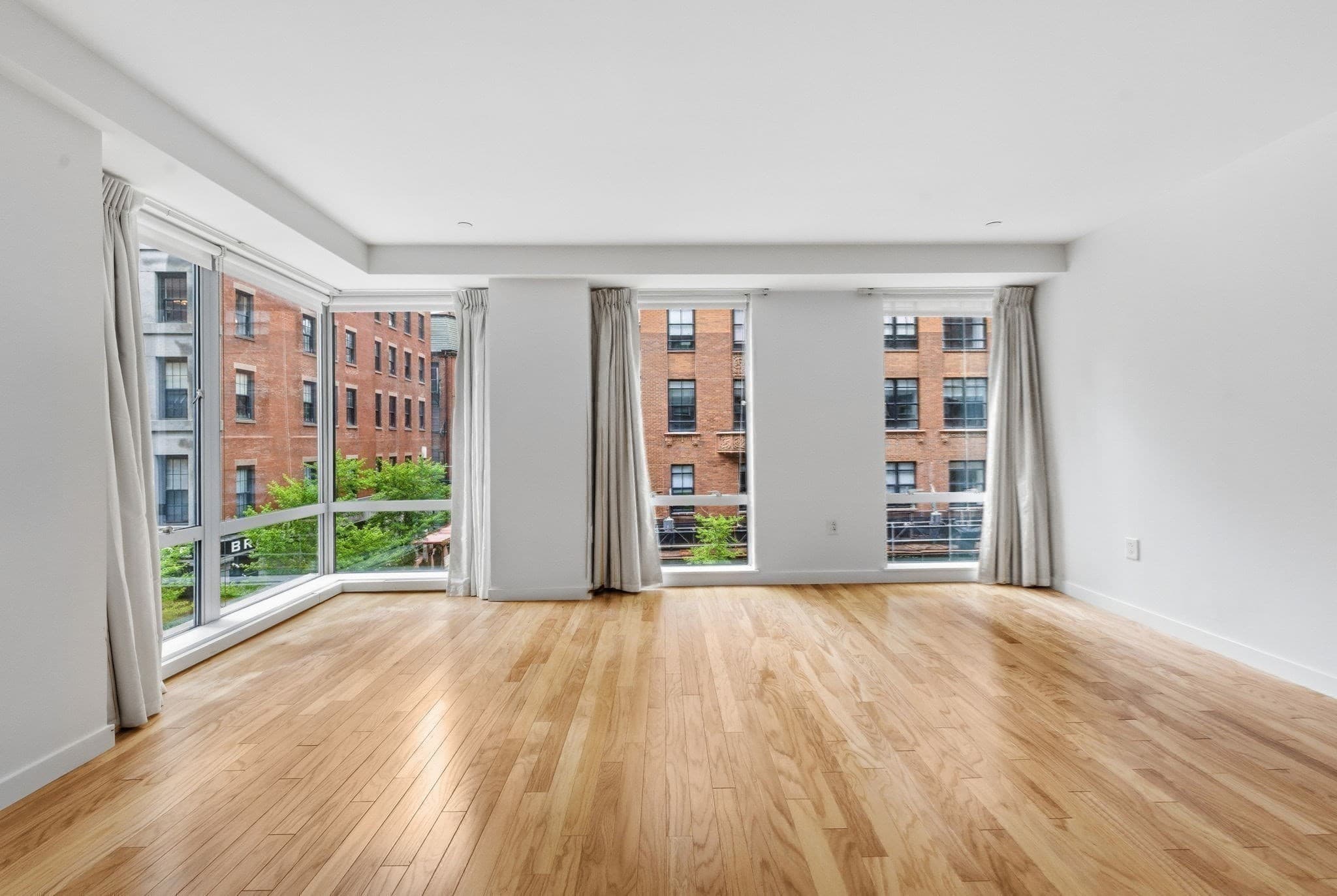 Condominium at 80 Broad Street # 302, Boston MA 02110, photo 18 of 31