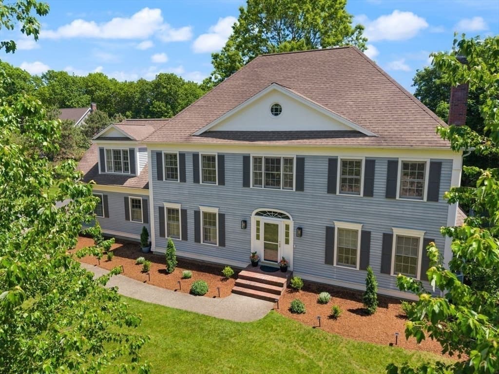 9 Bragg Rd, Foxboro MA 02035 photo 3