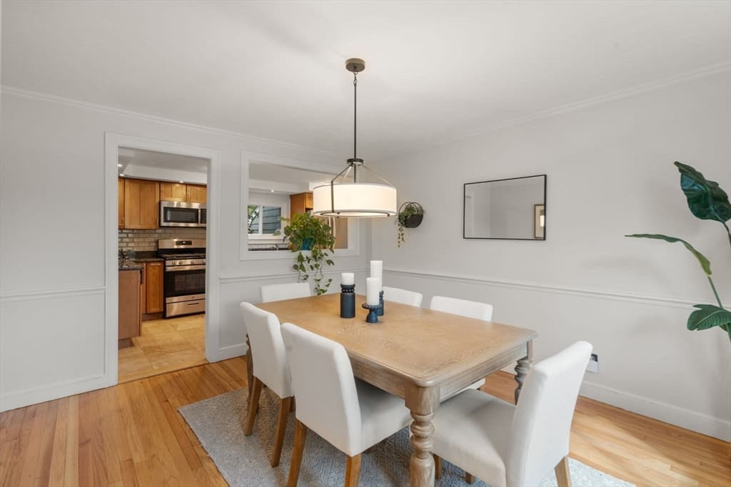 Single Family Residence at 5 Sheldon Road, Newton MA 02459, photo 10 of 29