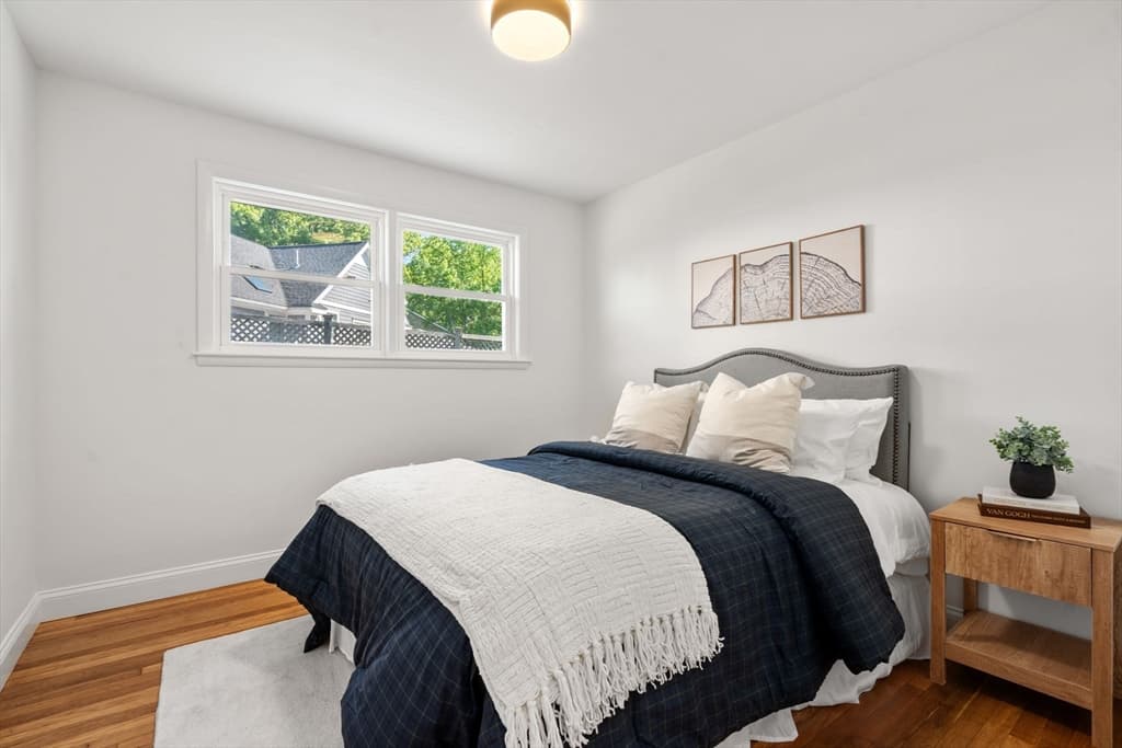 Single Family Residence at 8 Everett St, Wakefield MA 01880, photo 12 of 15