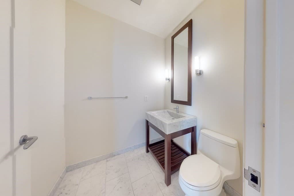 Condominium at 1 Franklin St # 5505, Boston MA 02110, photo 13 of 28