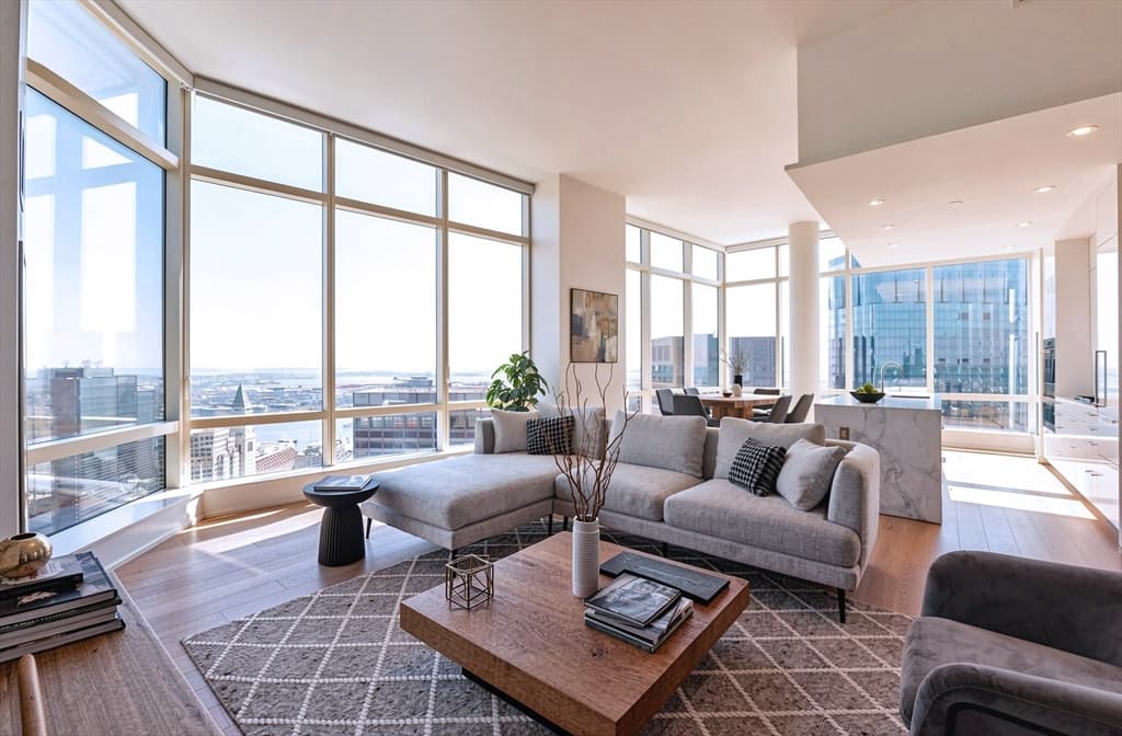 1 Franklin St # 5505, Boston MA 02110