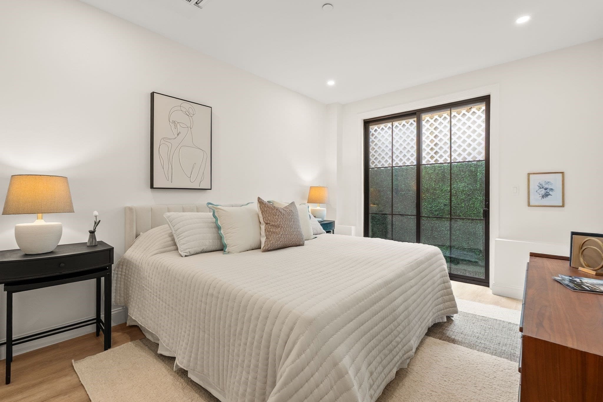 Condominium at 27 Shepard St # 5, Boston MA 02135, photo 21 of 33
