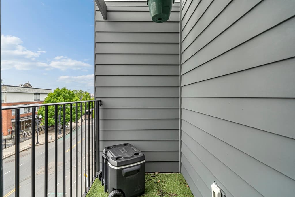 1 Loring Street # 4, Somerville MA 02143 photo 17