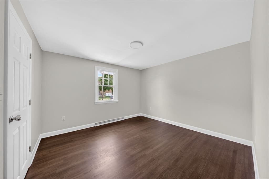 Single Family Residence at 61 Stevens Rd, Swansea MA 02777, photo 14 of 27