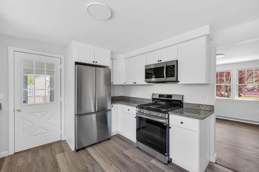 Single Family Residence at 61 Stevens Rd, Swansea MA 02777, photo 11 of 27