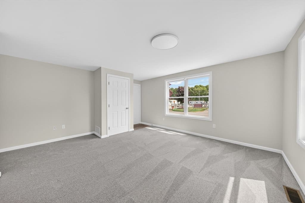 Single Family Residence at 61 Stevens Rd, Swansea MA 02777, photo 19 of 27