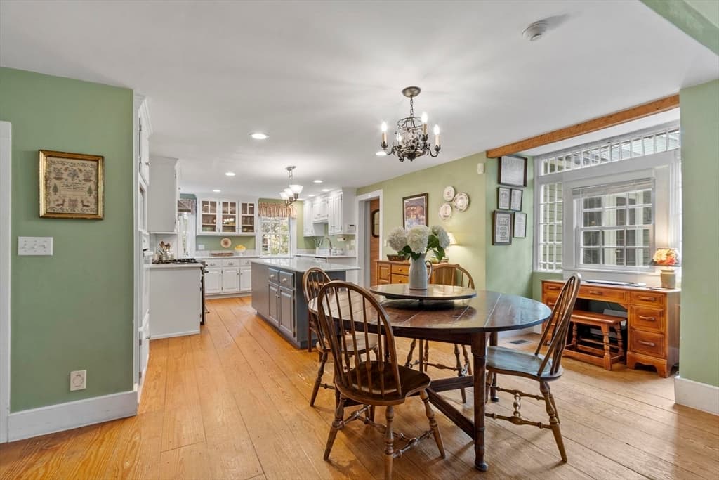 44 Andover Street, North Andover MA 01845 photo 6