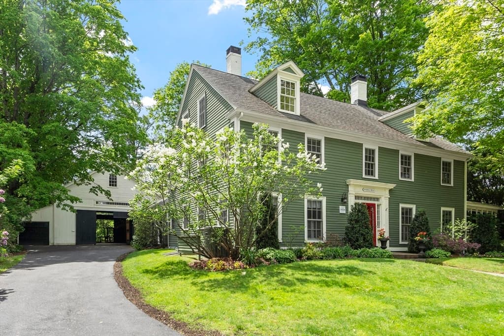 44 Andover Street, North Andover MA 01845