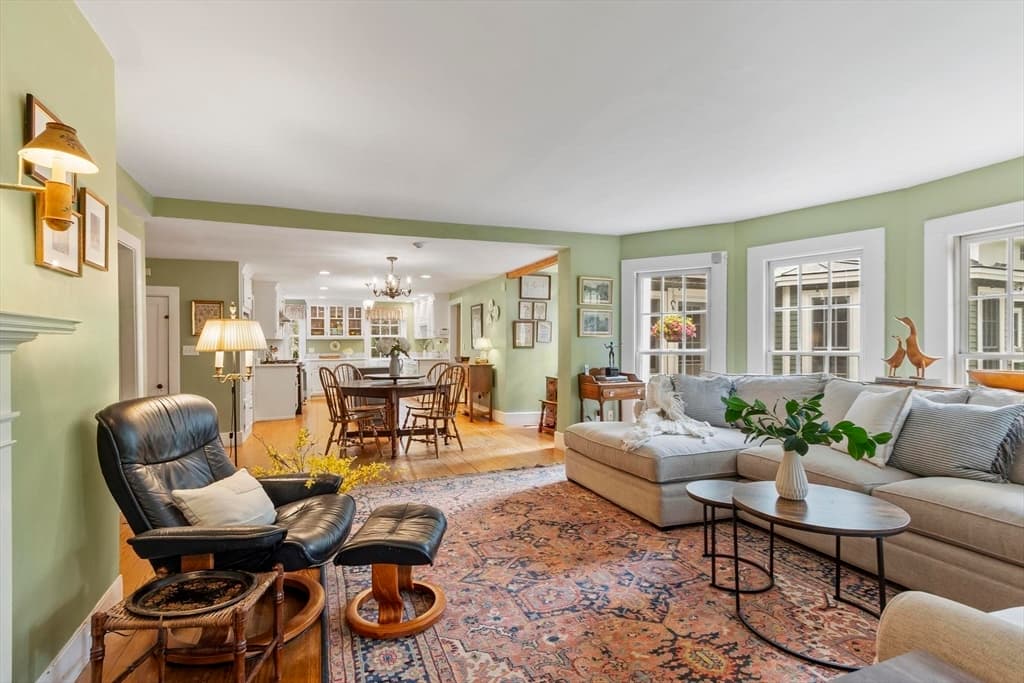 44 Andover Street, North Andover MA 01845 photo 8