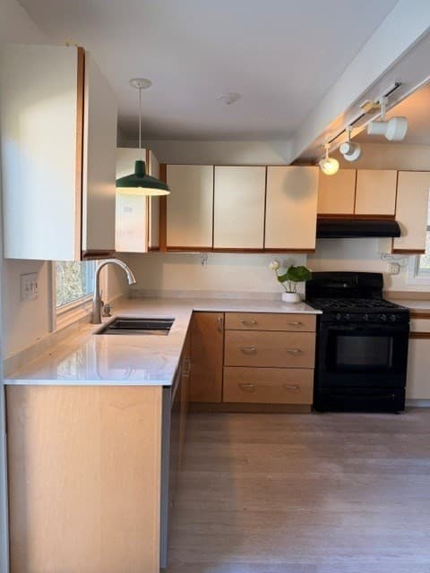 Single Family Residence at 701 Mill St, Marion MA 02738, Marion, photo 12 of 24