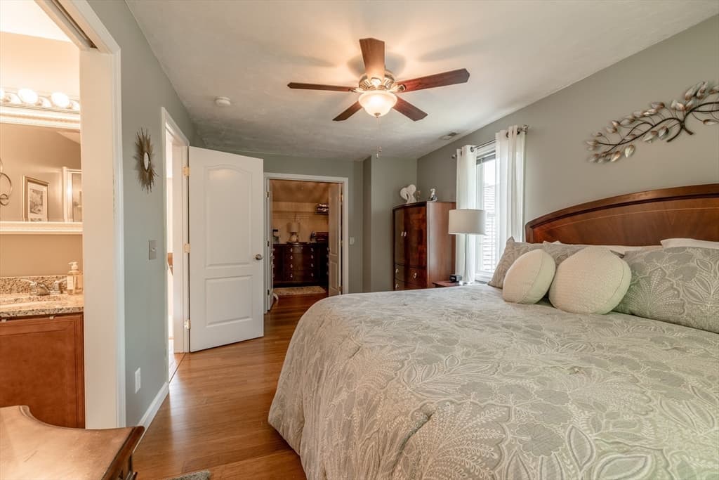 Single Family Residence at 22 Duluth St, Worcester MA 01604, photo 21 of 37