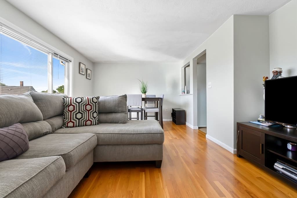 70 Mudge St # 17, Lynn MA 01902 photo 16