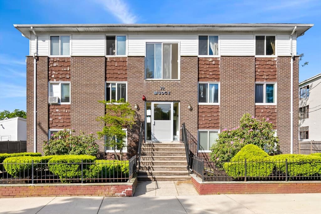 70 Mudge St # 17, Lynn MA 01902