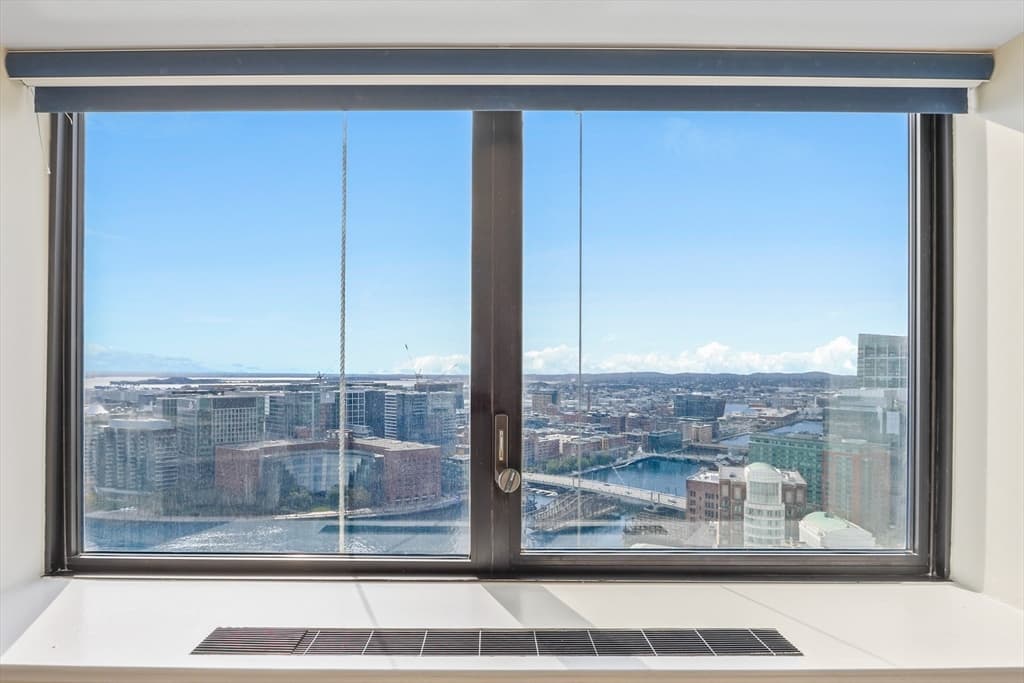 Condominium at 85 E India Row # 36D, Boston MA 02110, photo 19 of 30