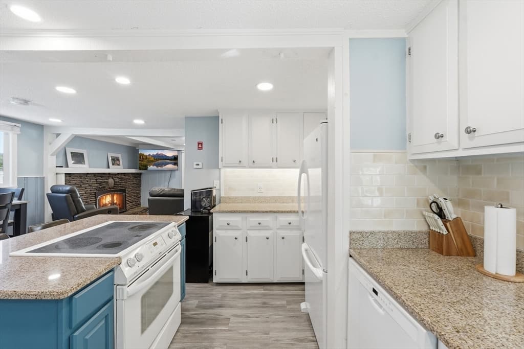 45 Hollywood Drive, Charlton MA 01507 photo 17
