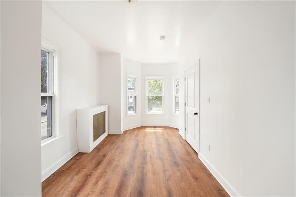 16 Oakes Street, Everett MA 02149 photo 36