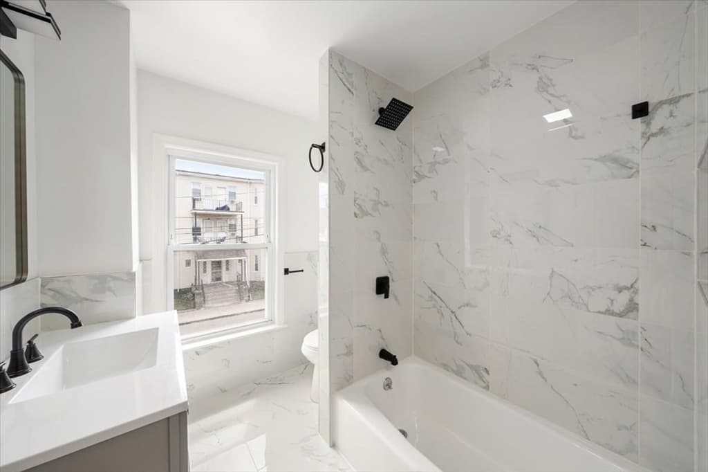 16 Oakes Street, Everett MA 02149 photo 15