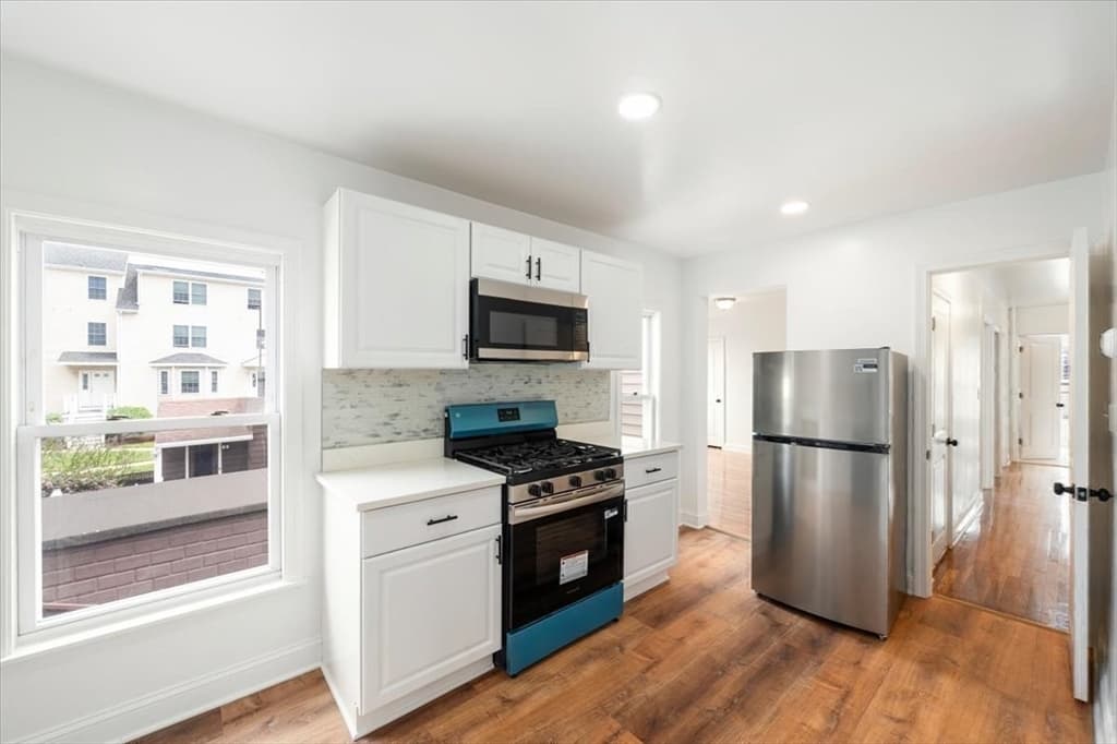 16 Oakes Street, Everett MA 02149 photo 31